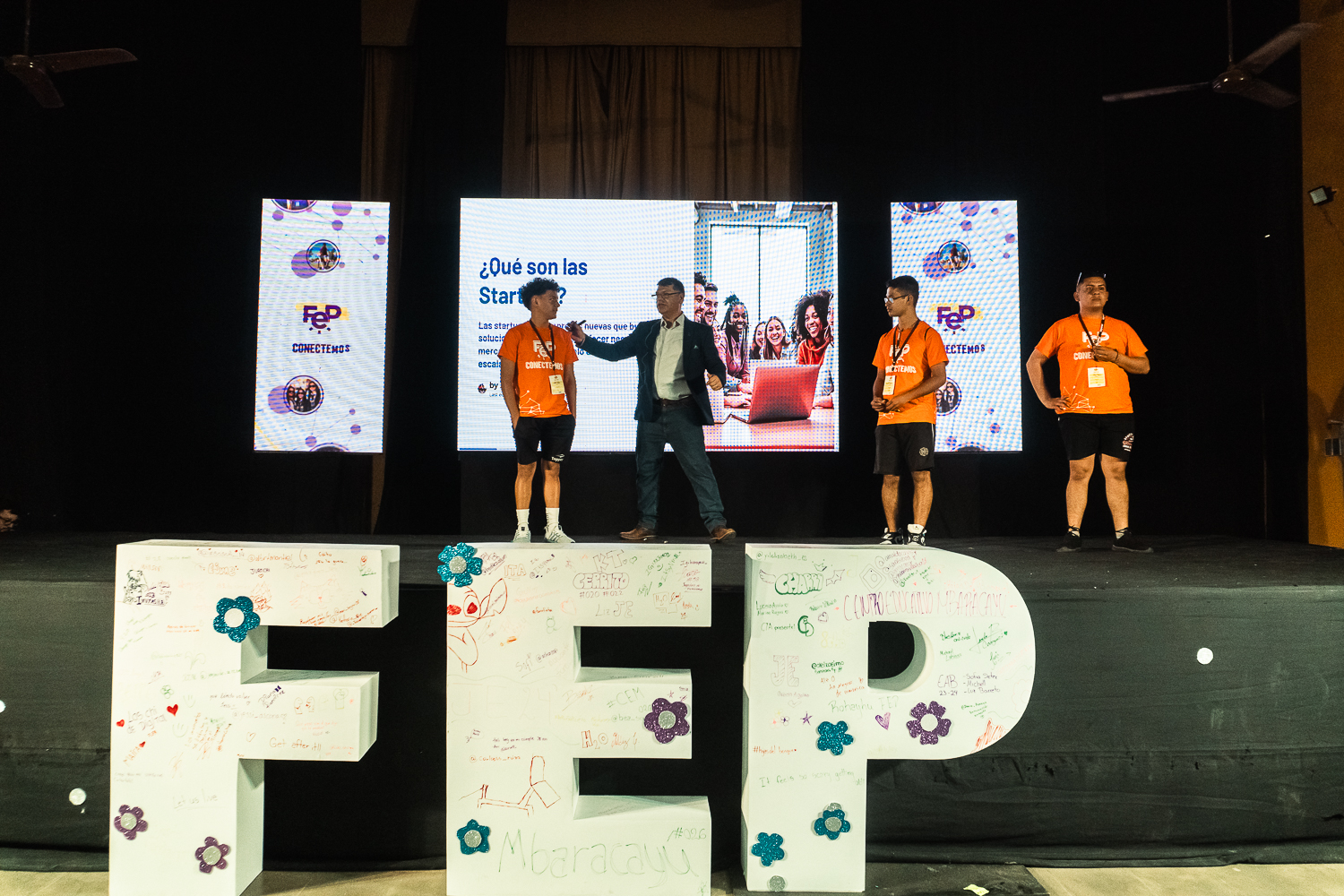 Alcides Torres destaca la importancia del trabajo en equipo para emprender