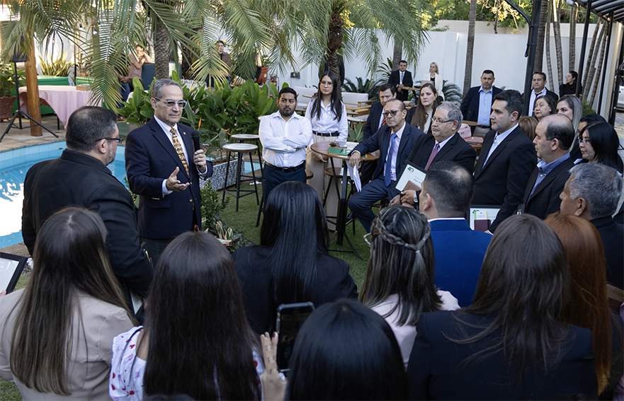 Fundación Paraguaya Transforms lives: in 2024, extreme poverty drops from 10% to 3%, and income poverty from 54% to 33%