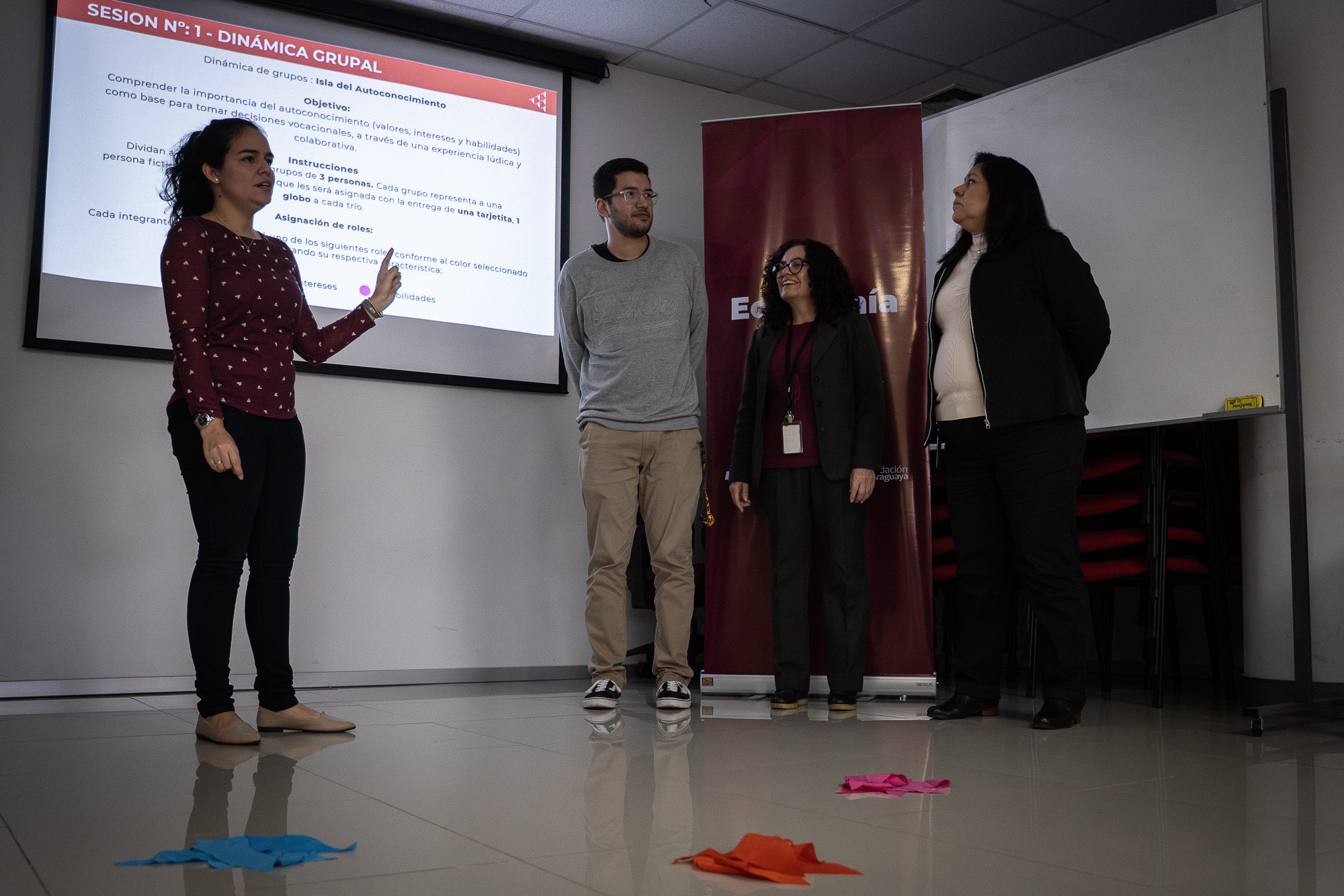 Equifax volunteers trained to launch the 10th edition of the “Economics for Success” program